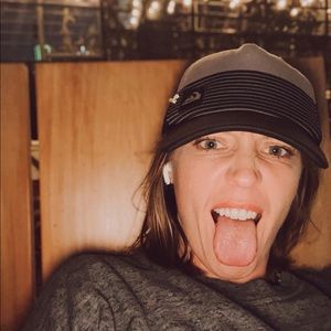 Meet your Posher, Tarah